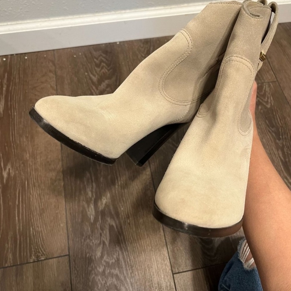 Burberry Western Suede Heeled Boots. EU Size. 38. - Picture 2 of 11